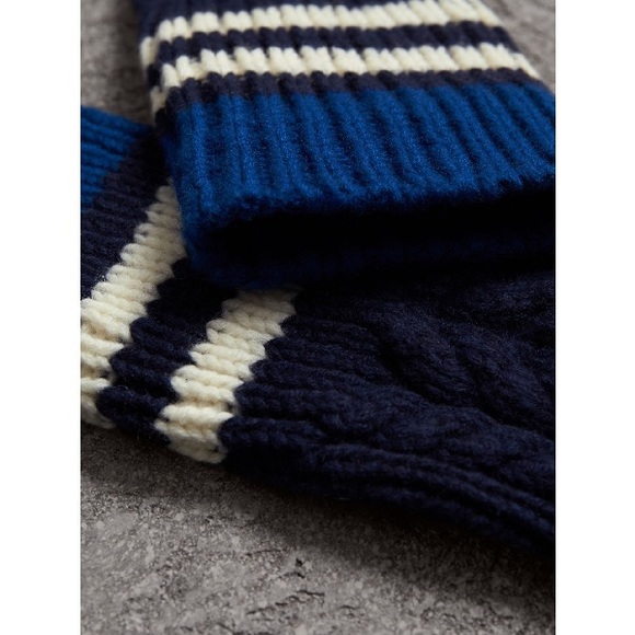 Burberry London Chunky Cable+Stripe Glove BNWT - Picture 3 of 4